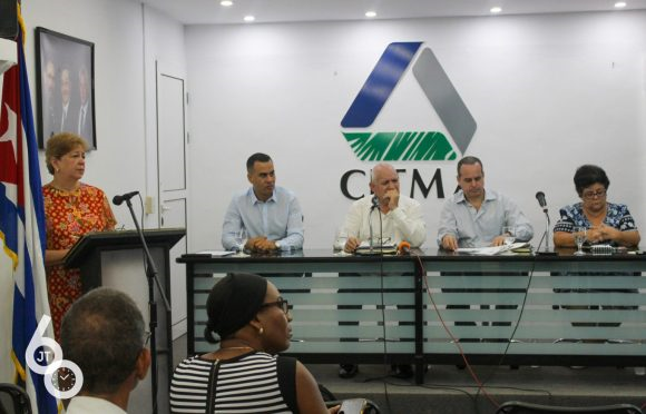 Cuba_aprueba_nuevo_Decreto_Ley