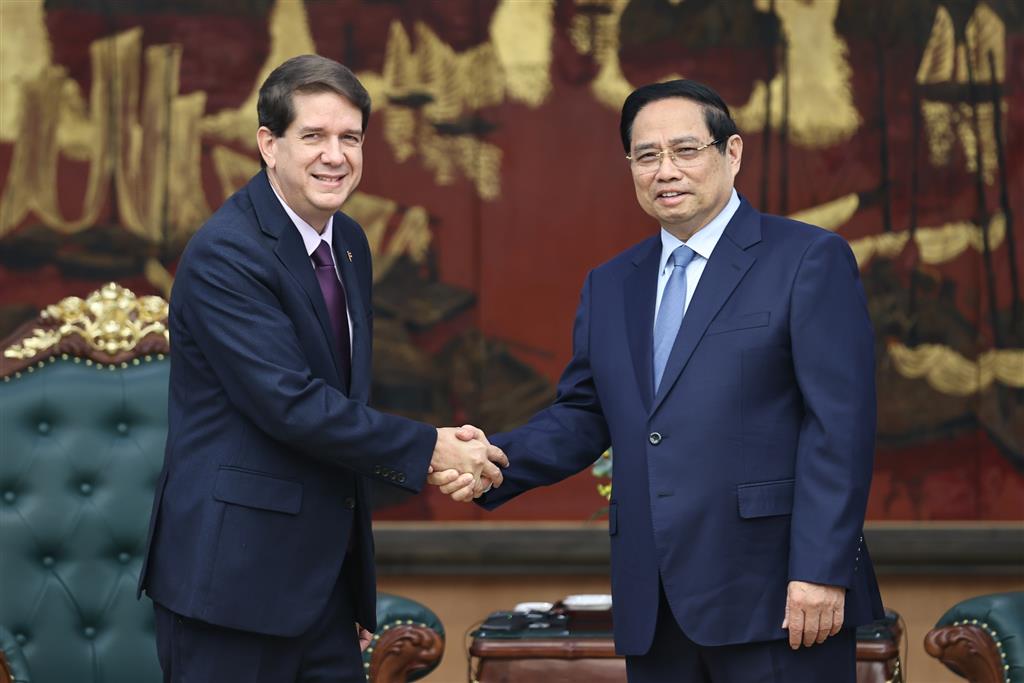 Vietnam Leganoa con Primer ministro1 1