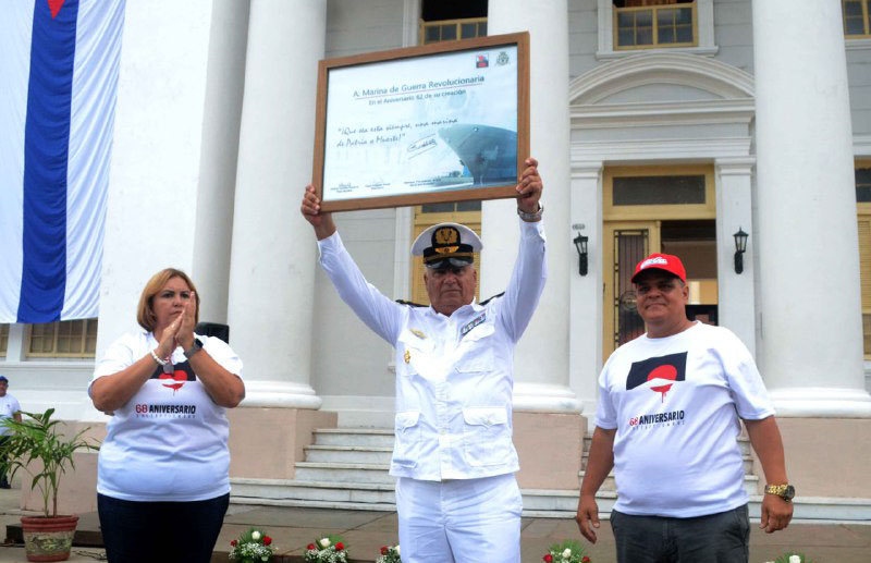 Acto en Cienfuegos Fotos: Modesto Gutiérrez Cabo Acto en Cienfuegos Fotos: Modesto Gutiérrez Cabo