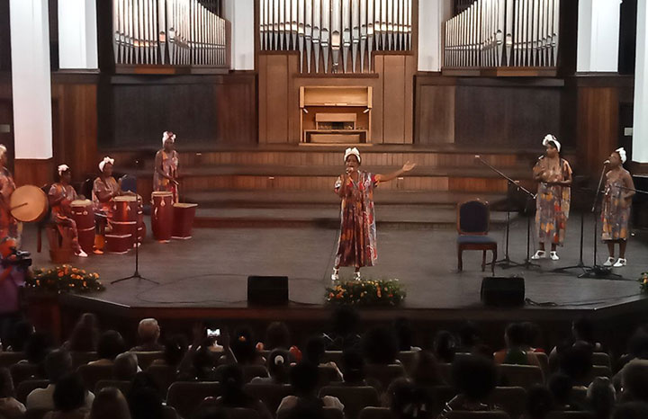 Arte santiaguero celebra aniversario 65 de creada la FMC Arte santiaguero celebra aniversario 65 de creada la FMC