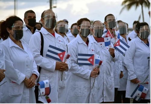 Médicos cubanos Médicos cubanos
